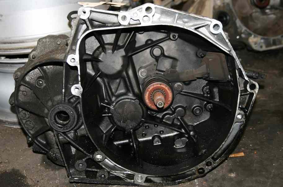 Boite de vitesses CITROEN C4 2 phase 1 (B71) 1.6hdi 110ch
11.2011

Type boite : 20EAKJ
212 000 Km

Garanti(e) 3 mois

Frais de Port sur devis