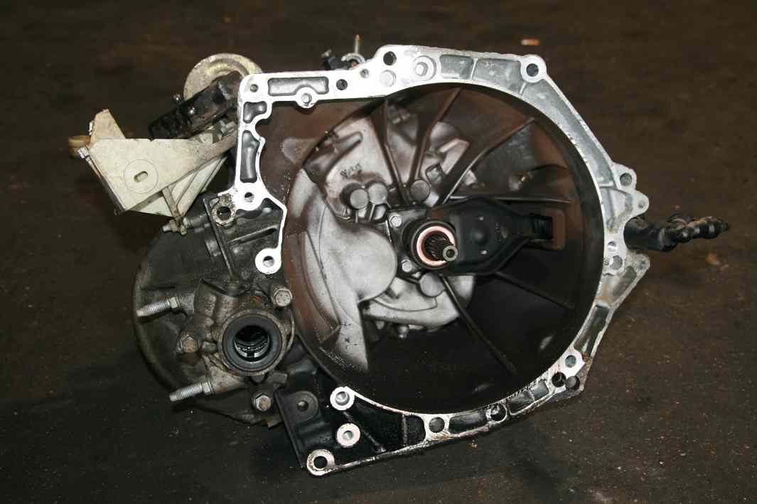 Boite de vitesses  CITROEN C4 1 PHASE 1 COUPE 1.6 HDI 92CV
03.2006

Type boite : 20DM7E / 20DM6J / 20DMF9 / 20DMG5
139391 Km

Garanti(e) 3 mois

Frais de Port sur devis