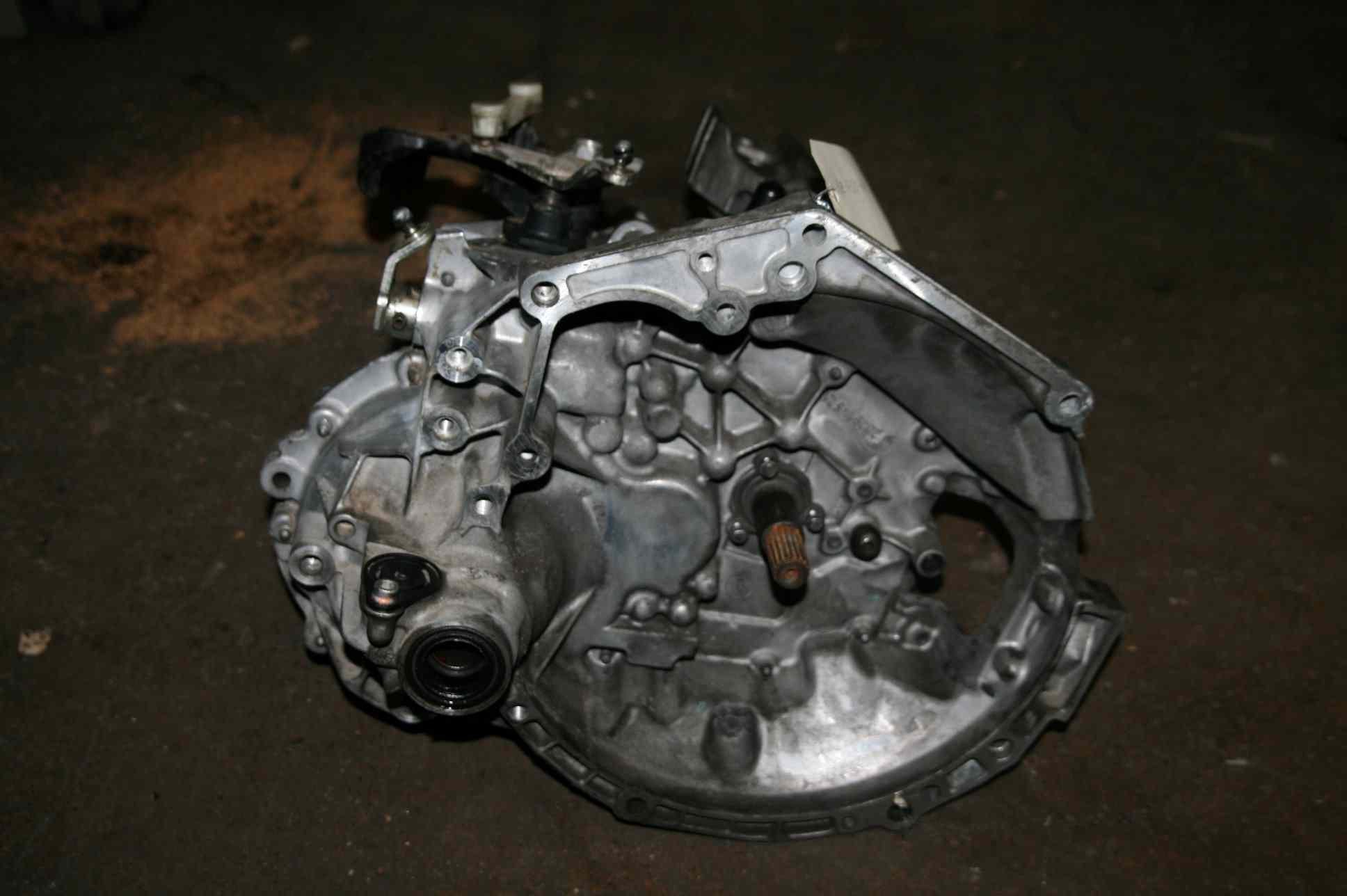 Boite de vitesses 
CITROEN C3 II (A51) PHASE 1 
2009-11->2013-02

Type boite : 20CQ86


Garanti(e) 3 mois

Frais de Port sur devis