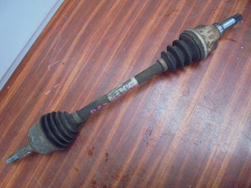 Cardan Gauche
CITROEN C3 1.4 HDI 70CV
An 04.2002 - 10.2005