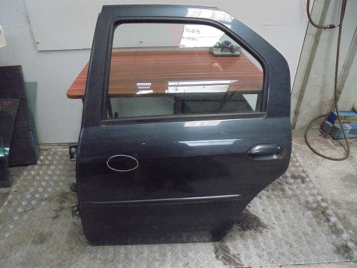 Porte AR Gauche
DACIA Logan 1 phase 2
An 07.2008 - 12.2012

2 petits enfoncements
Vendue nue

Frais de Port sur devis