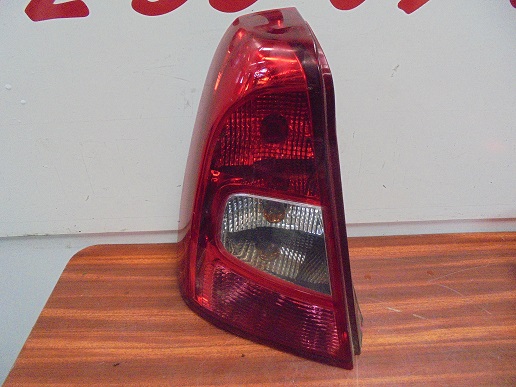 Feu Arriere Gauche
DACIA Logan 1 phase 2
An 07.2008 - 12.2012