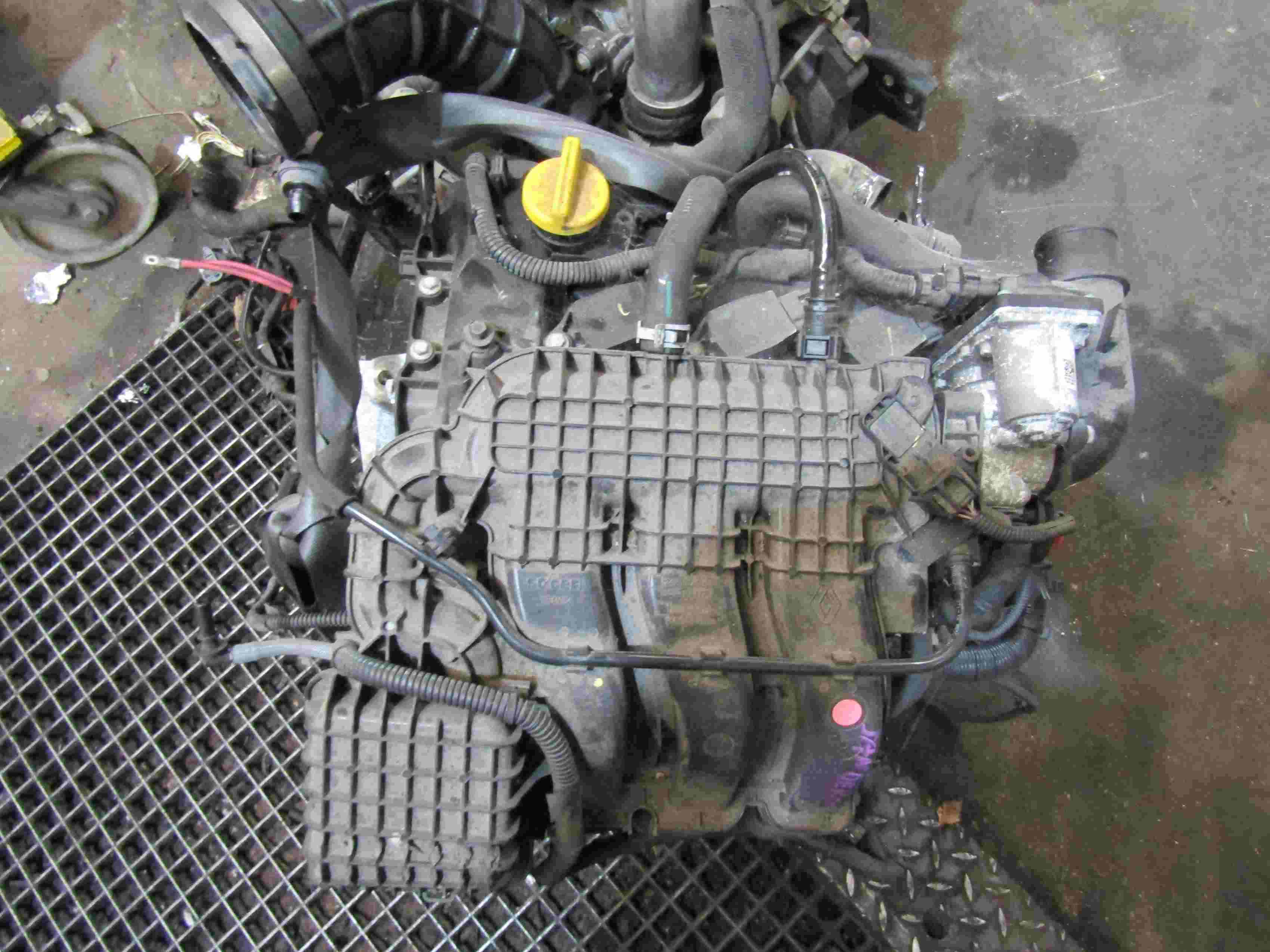 Moteur 
DACIA Sandero 2 Phase 2 1.0i 70CV
01.2018

Type moteur : BAD400
18794 Km

Vendu sans alternateur, démarreur, compresseur de clim

Garanti(e) 12 mois

Frais de Port sur devis