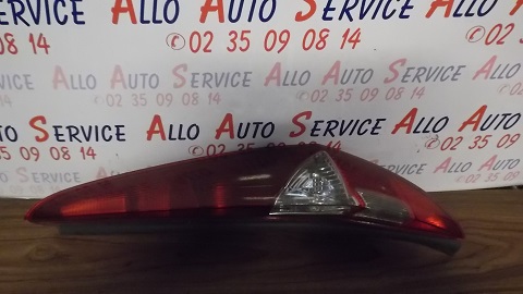 Feu Arriere Droit
FIAT Punto II
An 03.2002 - 05.2003
