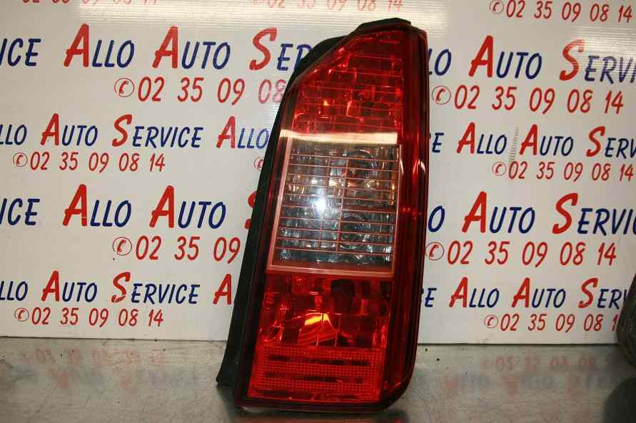 Feu Arriere Droit FIAT Idea Phase 1
10.2004