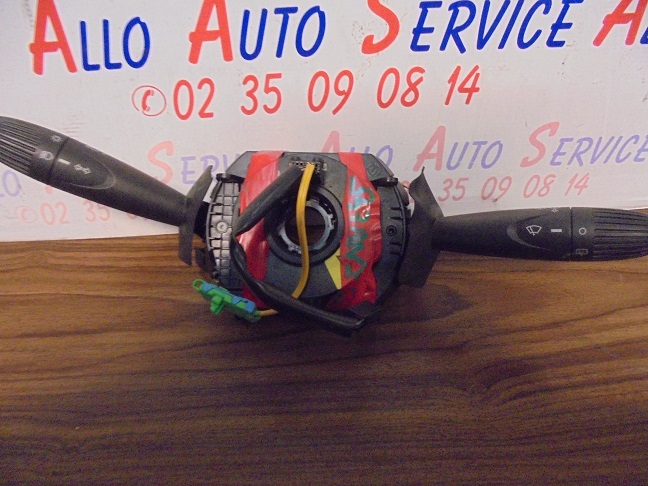 Commodo 
FIAT Punto II 
An 07.2004 - 10.2009

Ref: 735381041

