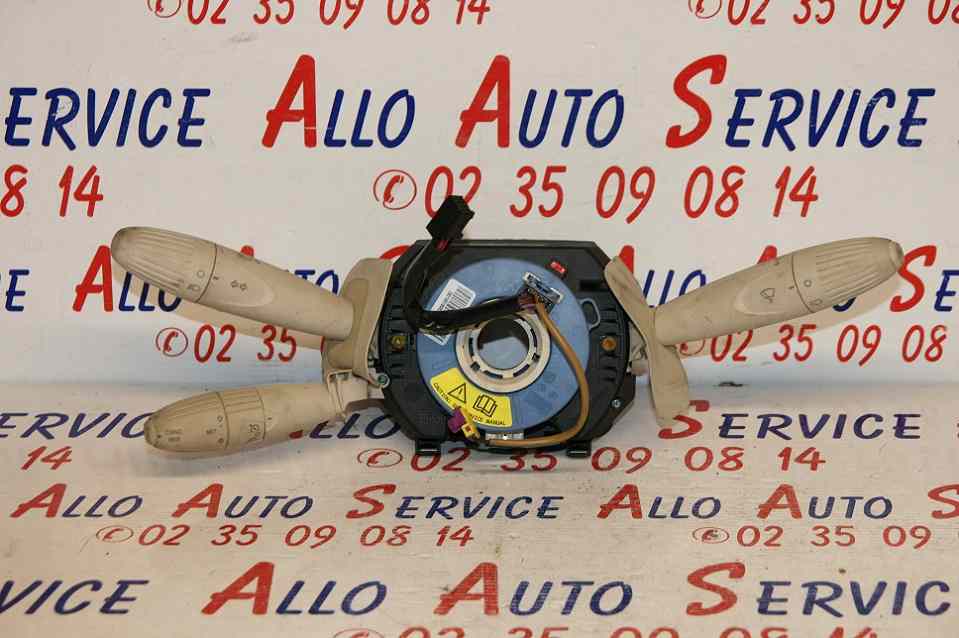 Commodo FIAT 500 (2) 1.2i 69CV
An depuis 07.2007