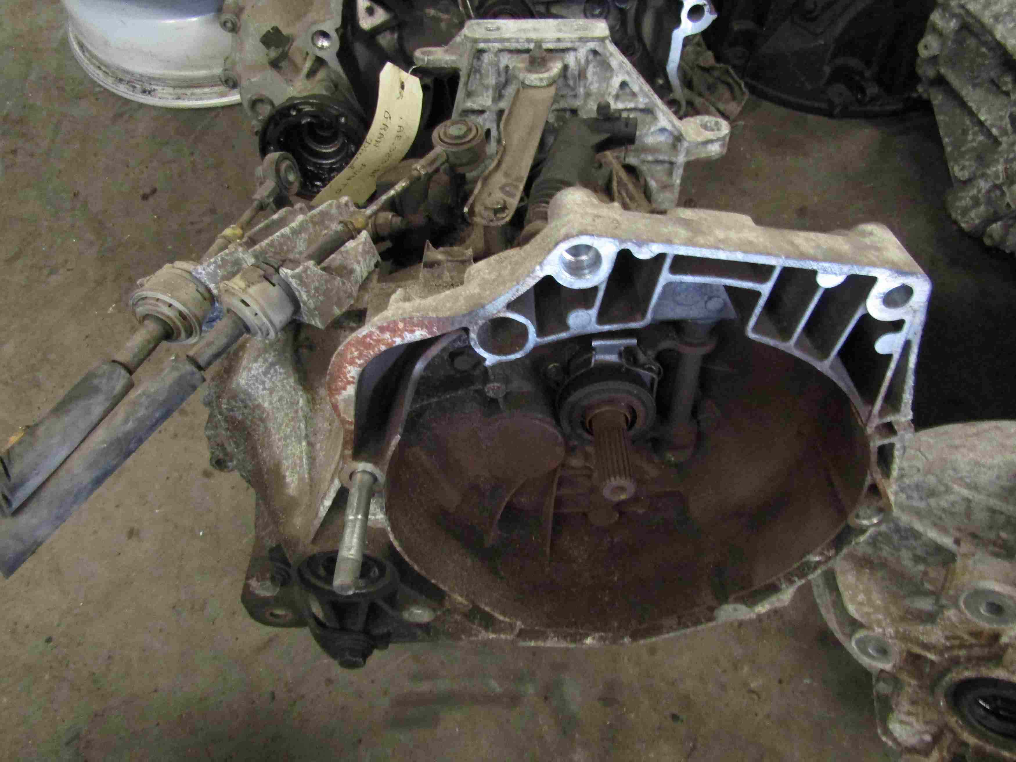 Boite de vitesses 
FIAT Grande Punto 1.3 JTD 75CV

Type boite :PCC510 
  200 000 Km

Garanti(e) 12 mois

Frais de Port sur devis