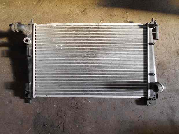 Radiateur Eau 
FIAT Punto 3 
1.3DT 16v Multijet 75ch
an de 09/2005 à 12/2009

