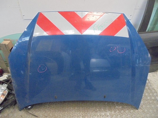 Capot 
FORD Focus
An 1998 - 2004

Nombreuses rayures

Frais de Port sur devis