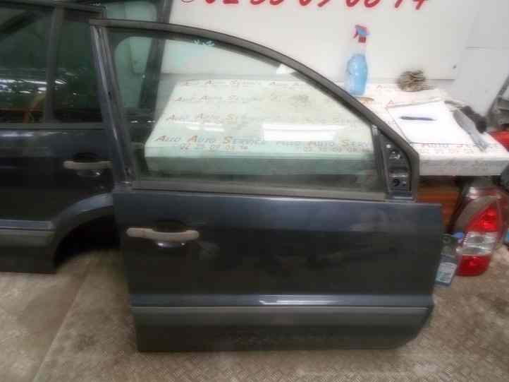 Porte AV Droit
FORD Fusion
An 10.05.2005 - 09.2011

Vendue nue
Frais de Port sur devis