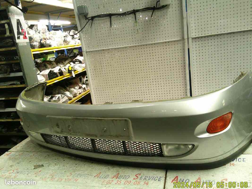 Pare Choc Av 
FORD Focus

Frais de Port sur devis
