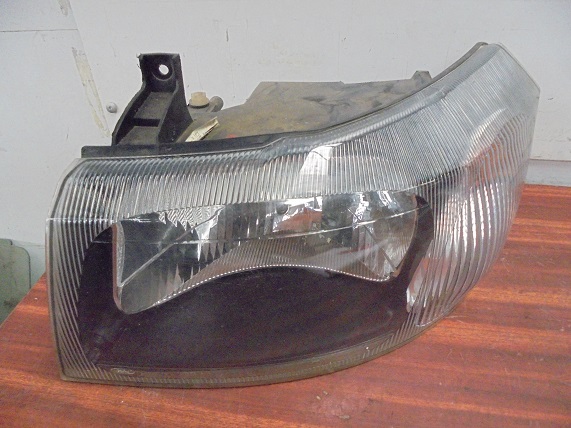 Optique Gauche
FORD Transit 3
An 03.2000 - 09.2006


