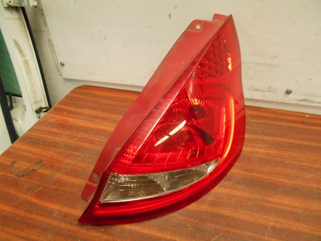 Feu Arriere Droit
FORD Fiesta 6
An 10.2008 - 11.2012