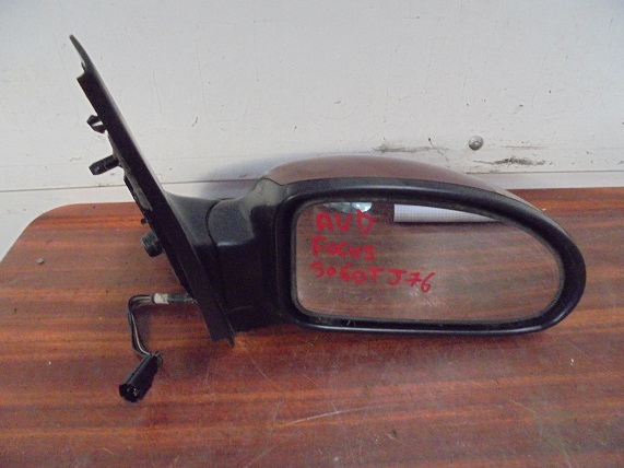 Retro Electrique Droit
FORD Focus
An 10.1998 - 09.2004