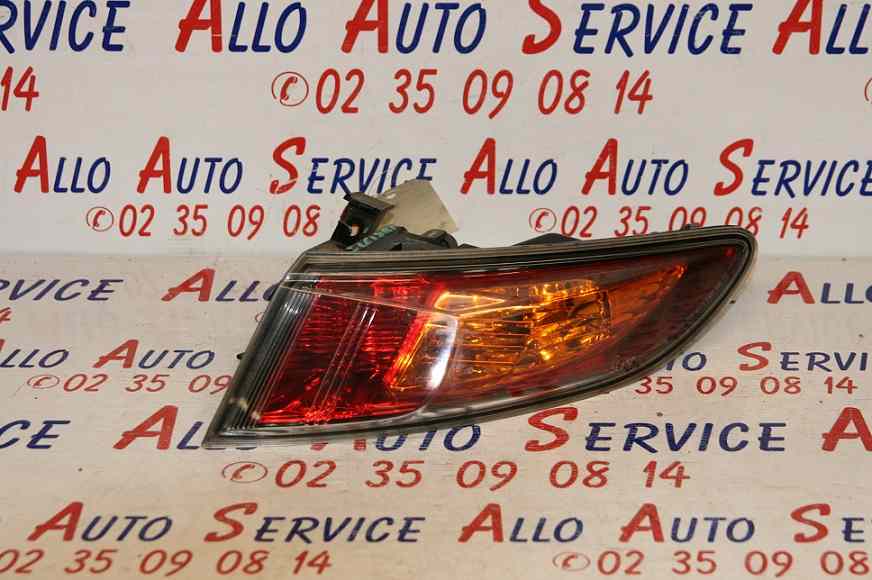 Clignotant Droit

HONDA Civic VIII PHASE 1 12/2008

2006-01->2008-09

