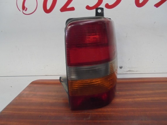 Feu Arriere Droit
JEEP Grand Cherokee
An 01.1993 / 10.1997
