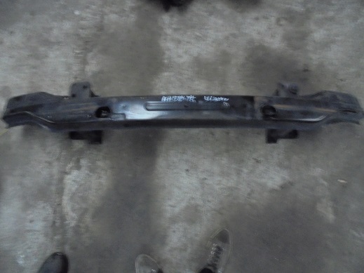 Renfort Pare Choc AV 
MERCEDES Vito

Frais de Port sur devis