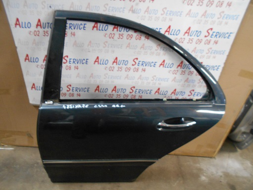 Porte AR Gauche
MERCEDES Classe C220 (203)
 An 05.2000 - 09.2003

 Vendue nue
 Frais de Port sur devis