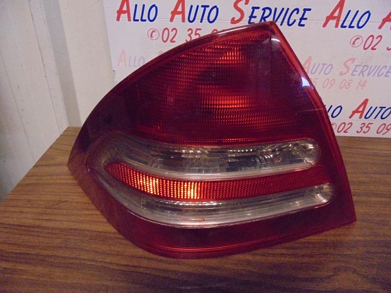 Feu Arriere Gauche
MERCEDES Classe C 220
An 05.2000 - 03.2004