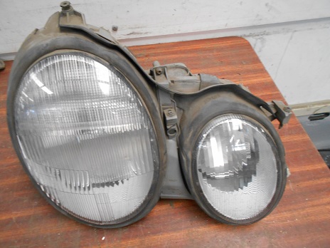 Optique Droit
MERCEDES CLK

1999 -> 2002

