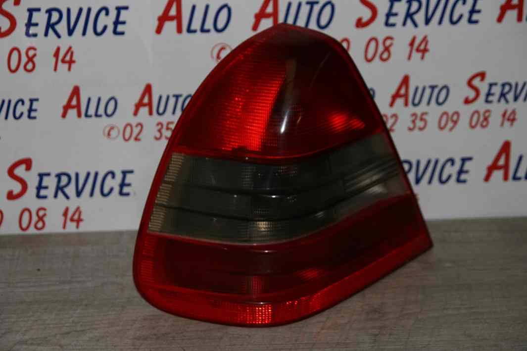 Feu Arriere Gauche MERCEDES Classe C 1 (W202)
06/1995
