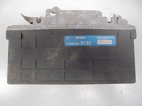 Calculateur ABS
MERCEDES Classe E (W124)
An 1994 

Bosch 0265 101 020 
005 545 51 32