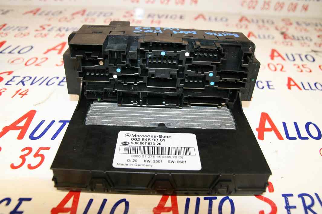 Boitier SAM MERCEDES Classe C (W203)
04.2002

Référence :
0025459301
5DK007973-20