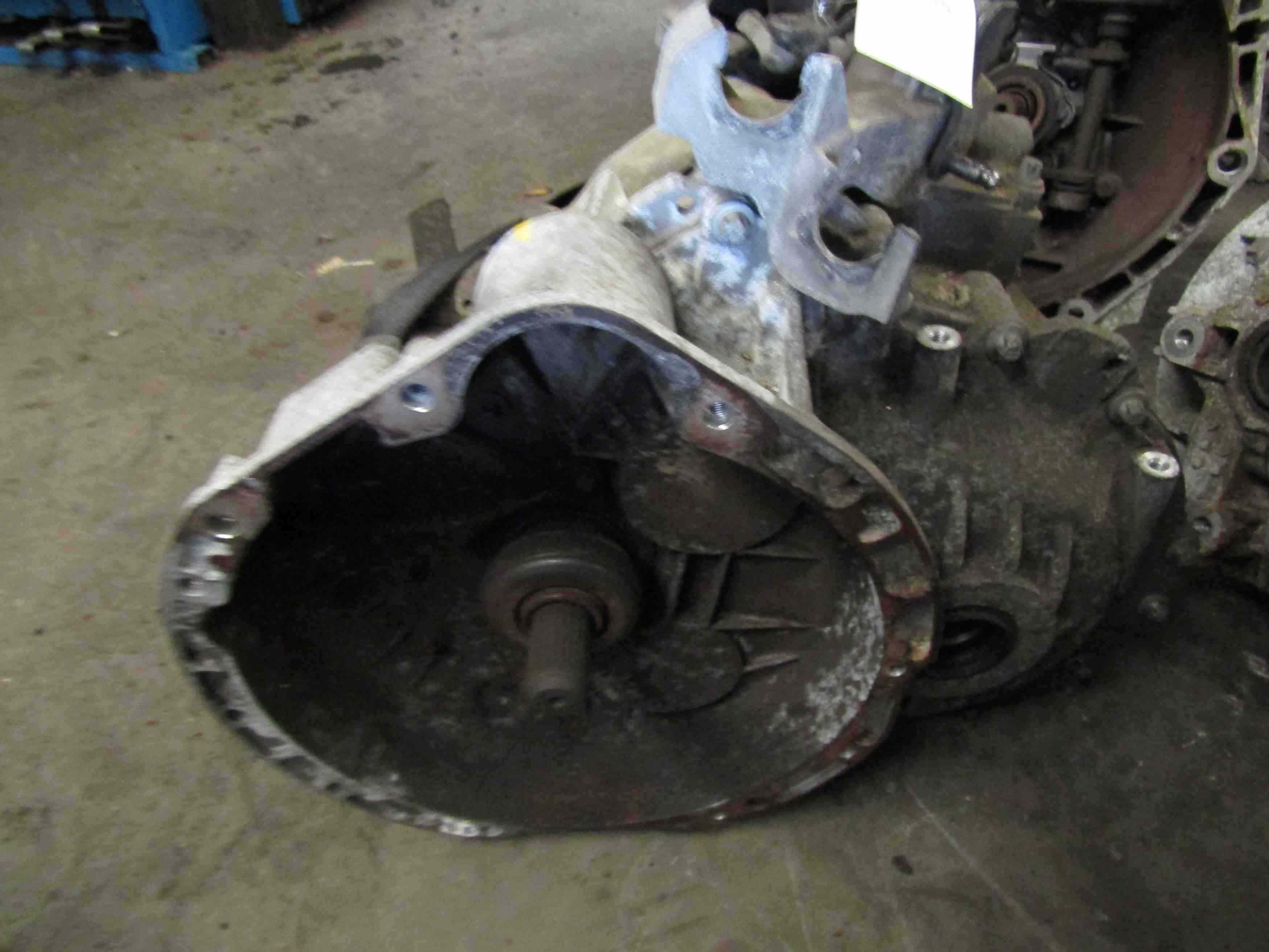 Boite de vitesses 
MERCEDES Classe B 245 Phase 1 2.0cdi 140cv

Type boite : 711640
 280 000 Km

Garanti(e) 12 mois

Frais de Port sur devis