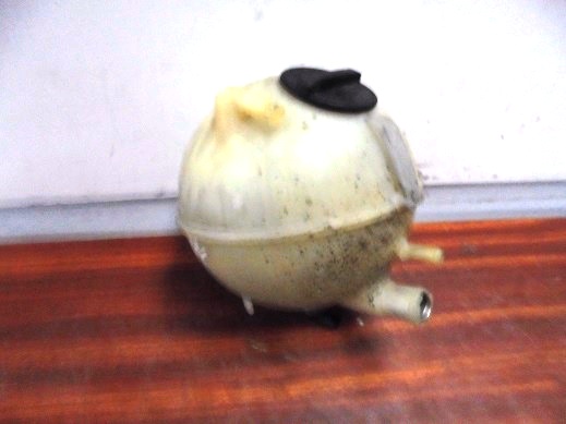Vase Expansion 
MERCEDES Vito 3.0 CDI 204CV
An 09.2006 - 09.2010