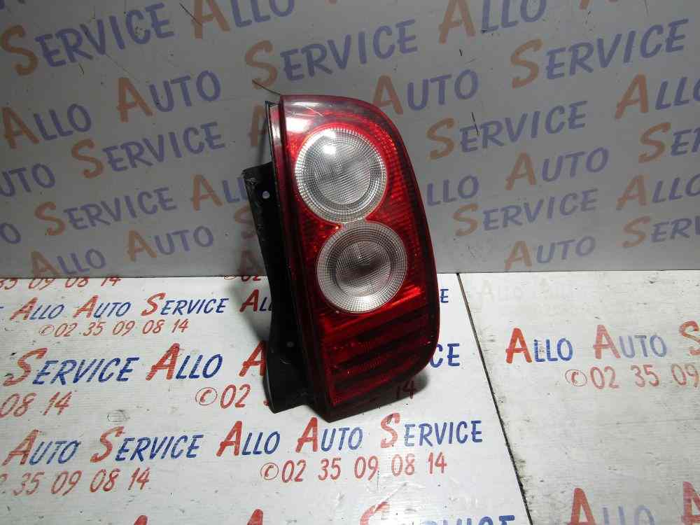 Feu Arriere Droit
NISSAN Micra 3 PHASE 3 1.2I-16V
07.12.2009

