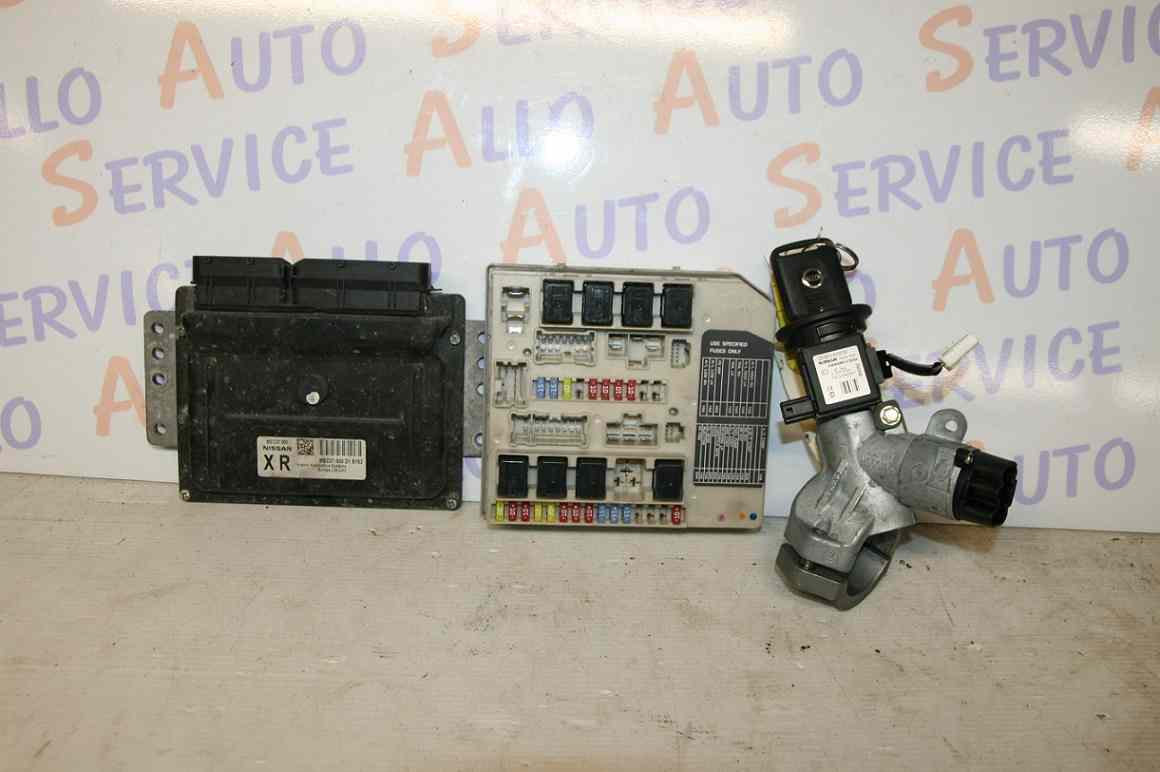 Kit de demarrage  NISSAN Micra 3 phase 2 1.2I
08/2006

kit comprenant 

neiman transpondeur + 1 clef

calculateur HITACHI
MEC37-300 D1 SY02

BCM
284B7AX615

