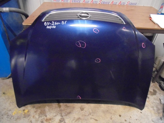 Capot 
OPEL Zafira A
An 03.1999 - 07.2005

Quelques éclats de peinture

Frais de Port sur devis
