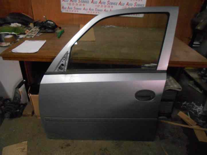 Porte AV Gauche
OPEL Meriva A
An 04.2003 - 12.2005

Vendue nue
Frais de Port sur devis