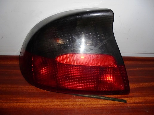Feu Arriere Gauche
OPEL Tigra 
An 09.1994 - 09.2000