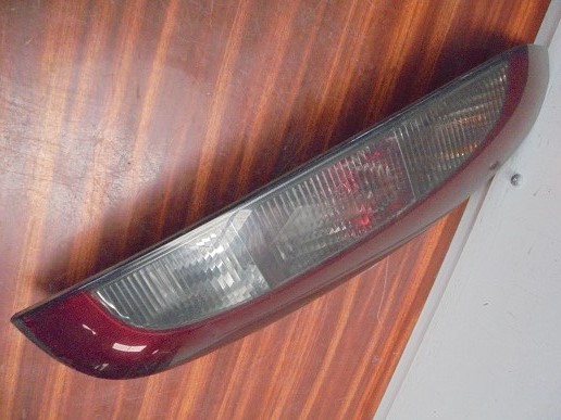 Feu Arriere Droit
OPEL Corsa C
An 10.2000 - 08.2003