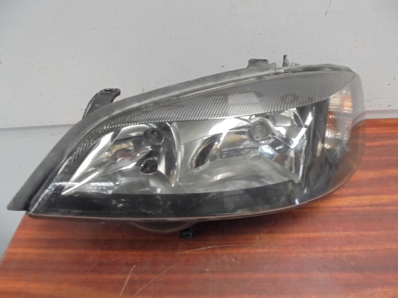 Optique Gauche
OPEL Astra G 
An 04.1998 - 04.2004

Fond noir

