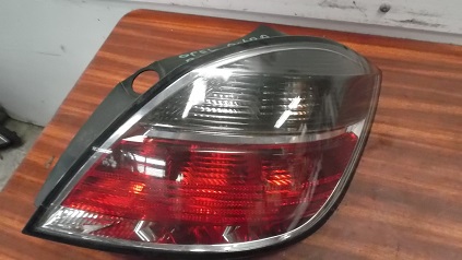 Feu Arriere droit
OPEL Astra H phase 2
An 01.2007 - 12.2010

