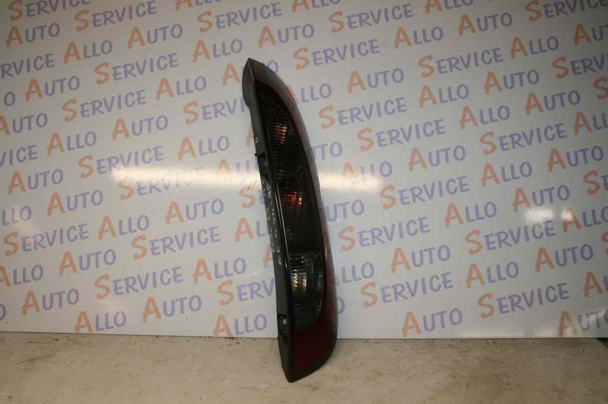 Feu Arriere Droit OPEL Corsa C phase 2
08/2004
