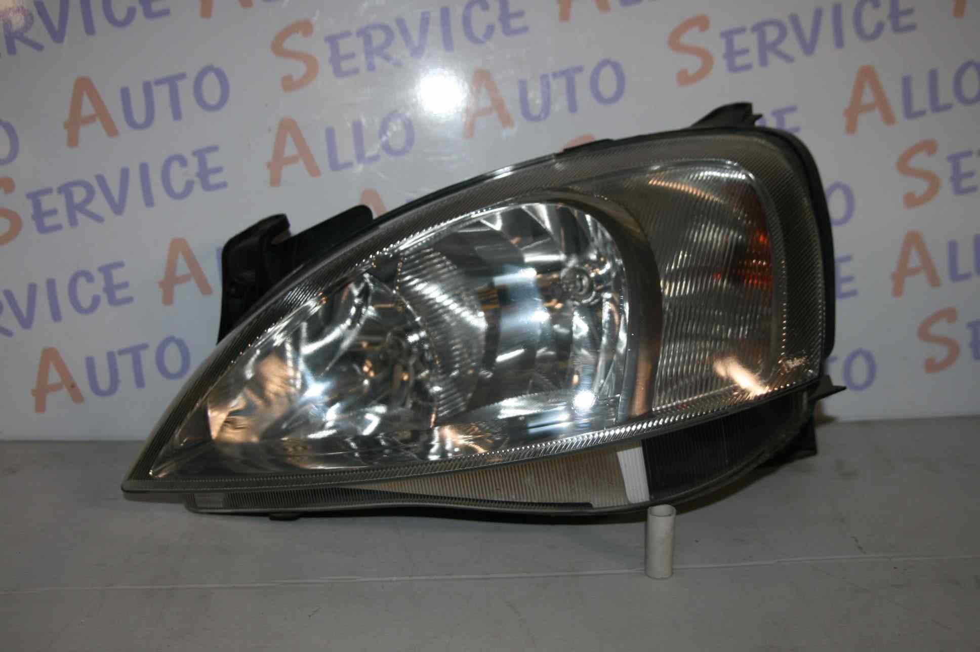 Optique Gauche
OPEL CORSA III (C) PHASE 1 5P 
2000-10->2003-08

