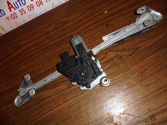 Leve Vitre Ar Gauche
OPEL Zafira A
An 03.1999 - 07.2005

