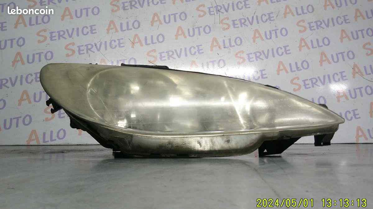    feu avant passager PEUGEOT 206 

