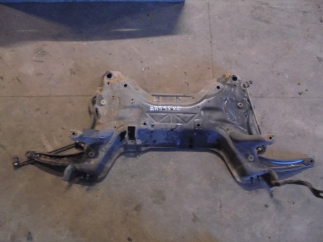 Berceau 
PEUGEOT 308 1.6 HDI 
An 05.2009 

vendu nu

