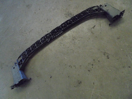Absorbeur Pare Choc AV 
PEUGEOT 308
An 04.2011 - 12.2014

Frais de Port sur devis