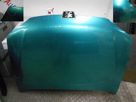 Capot 
PEUGEOT 106 Phase 2
An : 09.1991 / 04.1996

Quelque rayure et point de peinture écaillé 

Frais de Port sur devis