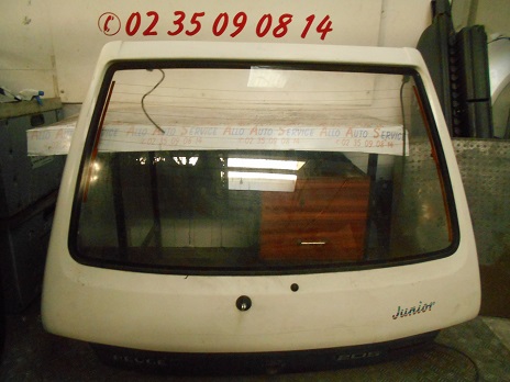 Hayon 
PEUGEOT 205 Phase 2
An : 07.1987 / 12.1998

Frais de Port sur devis