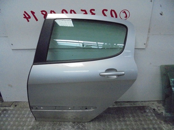 Porte AR Gauche
PEUGEOT 308 phase 1
An 09.2007 - 03.2011

Vendue nue
Frais de Port sur devis