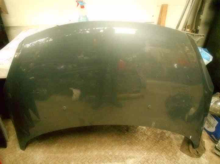 Capot 
PEUGEOT 307
An 06.2005 - 11.2007

Frais de Port sur devis