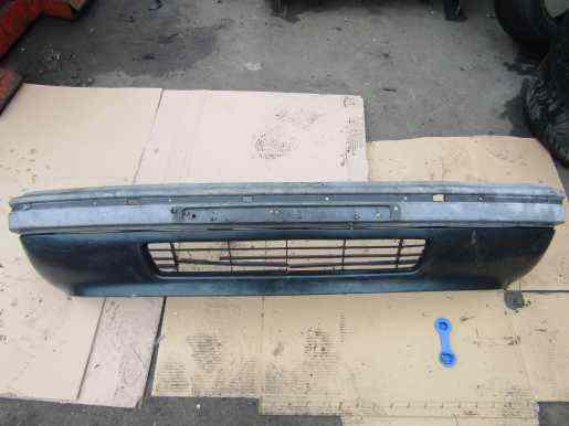 Pare Choc Av 

PEUGEOT 205 PHASE 2
1994

Frais de Port sur devis