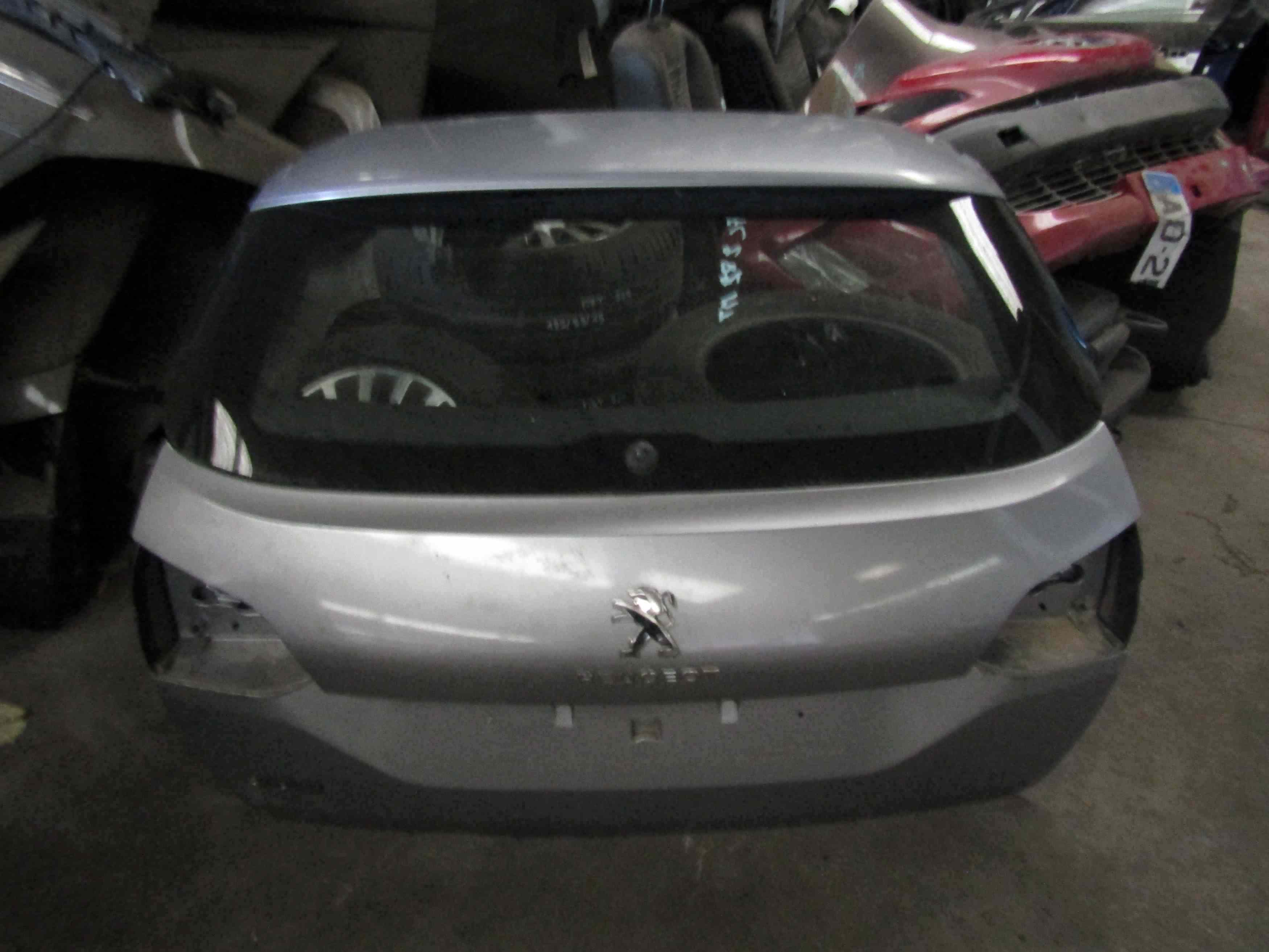 Hayon 
PEUGEOT 308 2 SW Phase 2 1.5 bluehdi 130 cv

Couleur: Gris Clair
12.2018

Frais de Port sur devis